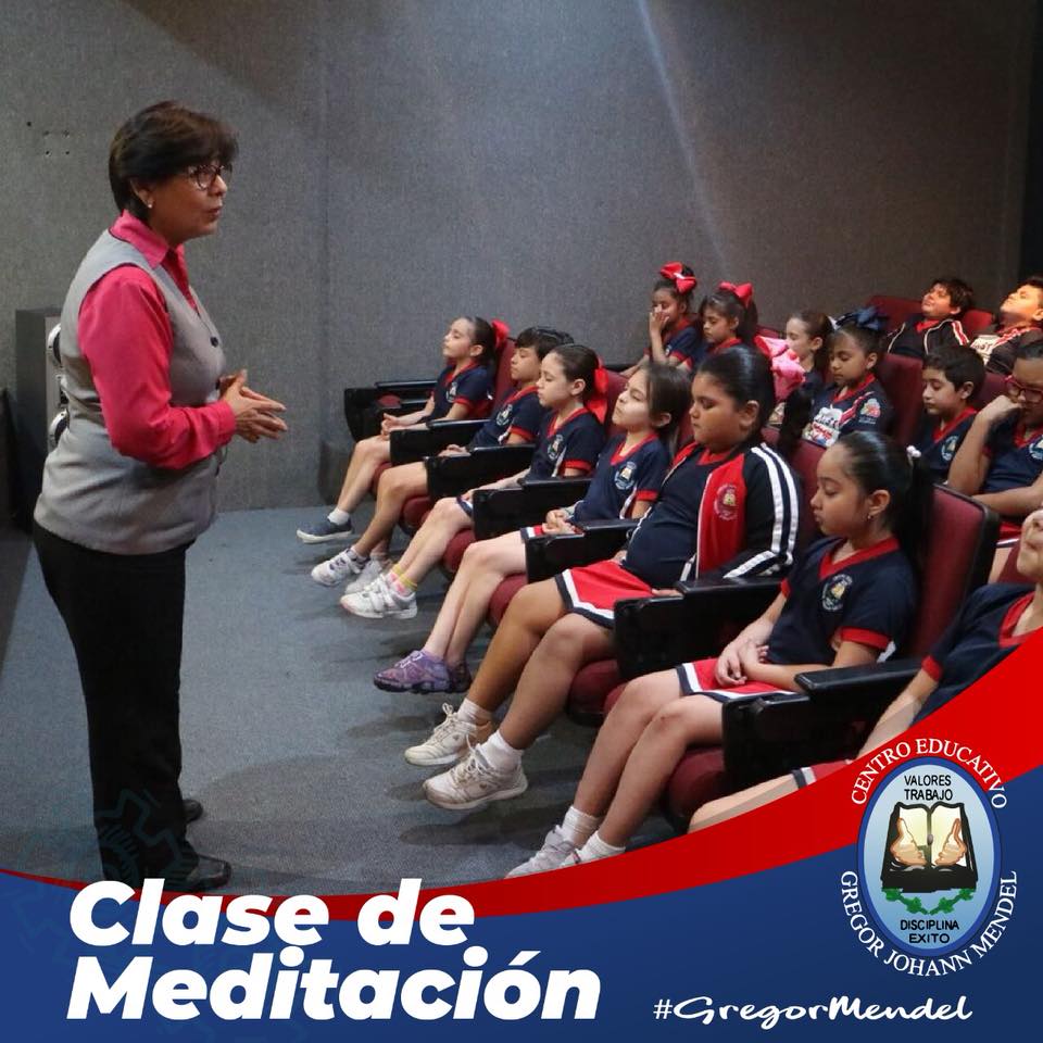 clase-meditacion-colegio-primaria-monterrey.jpg
